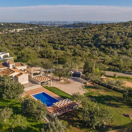 Casa Olival Santa Bárbara de Nexe